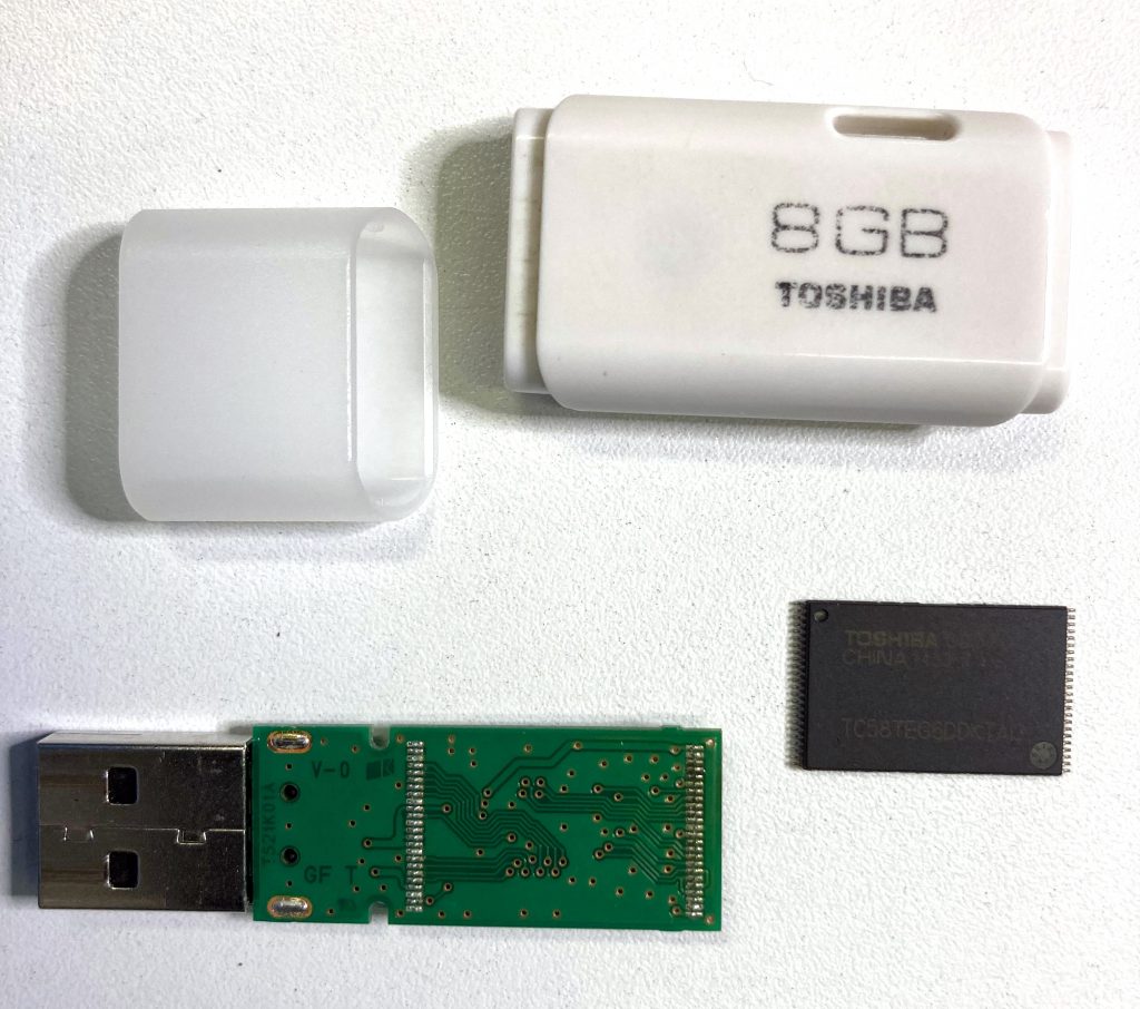 データ復旧 USB TOSHIBA TNU-A008G 8GB