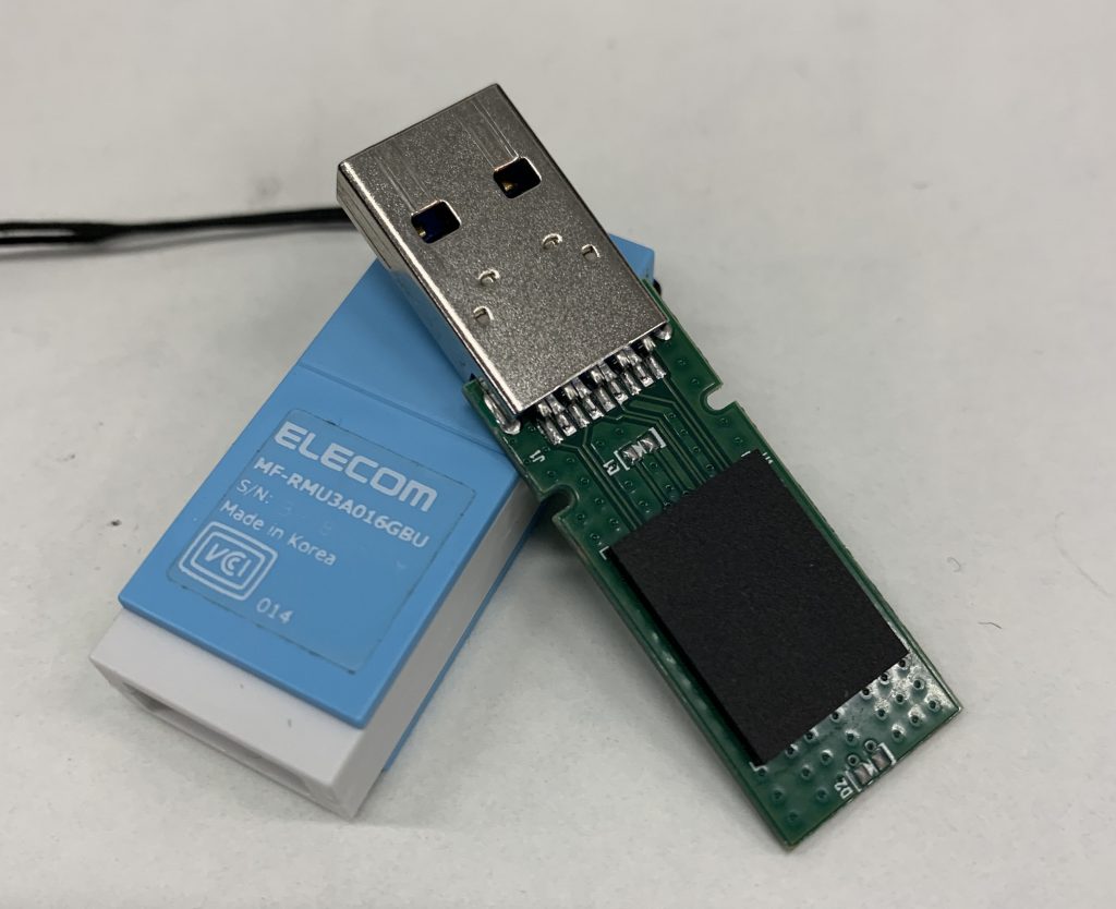 USBメモリ ELECOM MF-RMU3A016GBU データ復旧